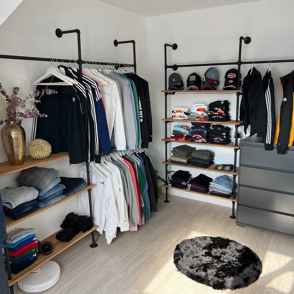 dressing design clothes Walk-In closet inspiration pamo. design
